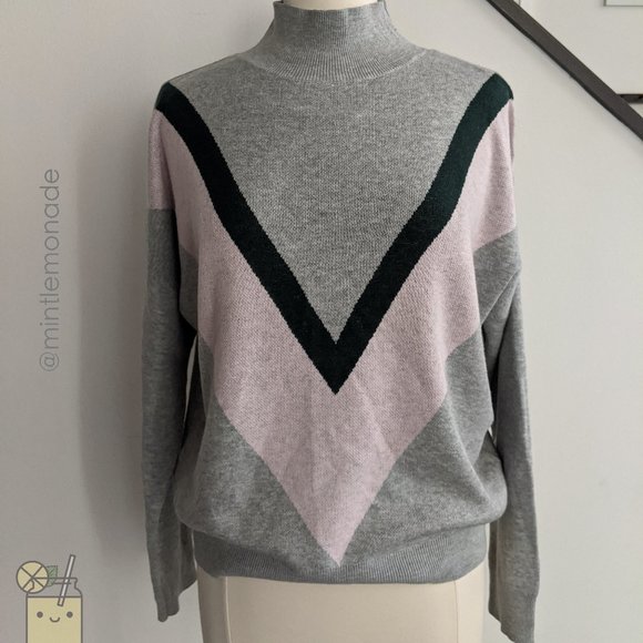 Old Navy Sweaters - Old Navy Color-Blocked Chevron Turtleneck Sweater
